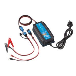Blue Smart IP65 Charger 24/5
